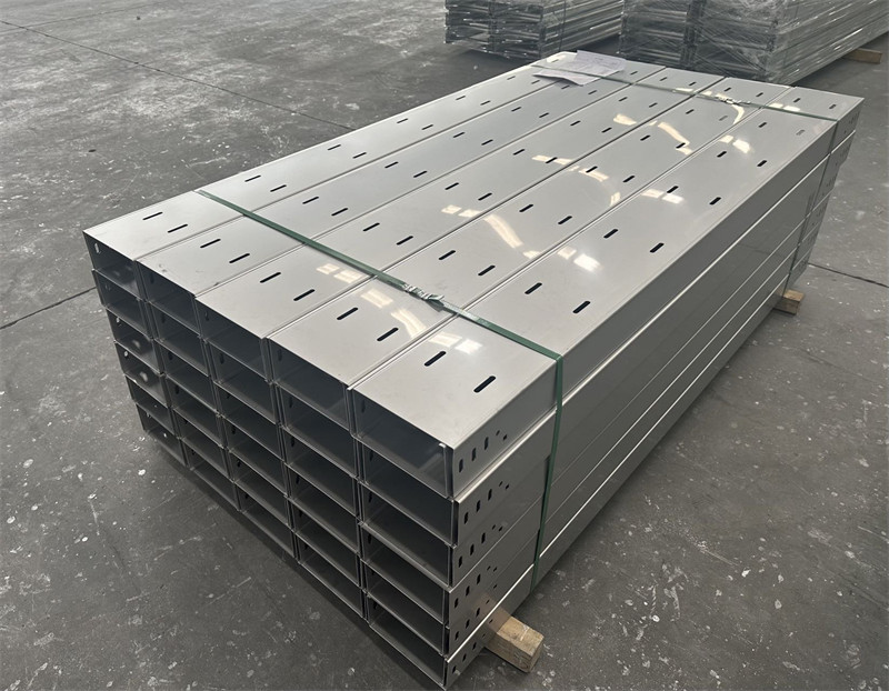 不锈钢电缆桥架.jpg 不锈钢电缆桥架.jpg